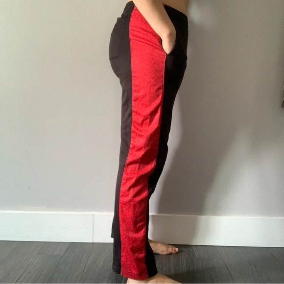 🌟HOST  PICK🌟Nike track pants size red and black youths size XL - Picture 7 of 8